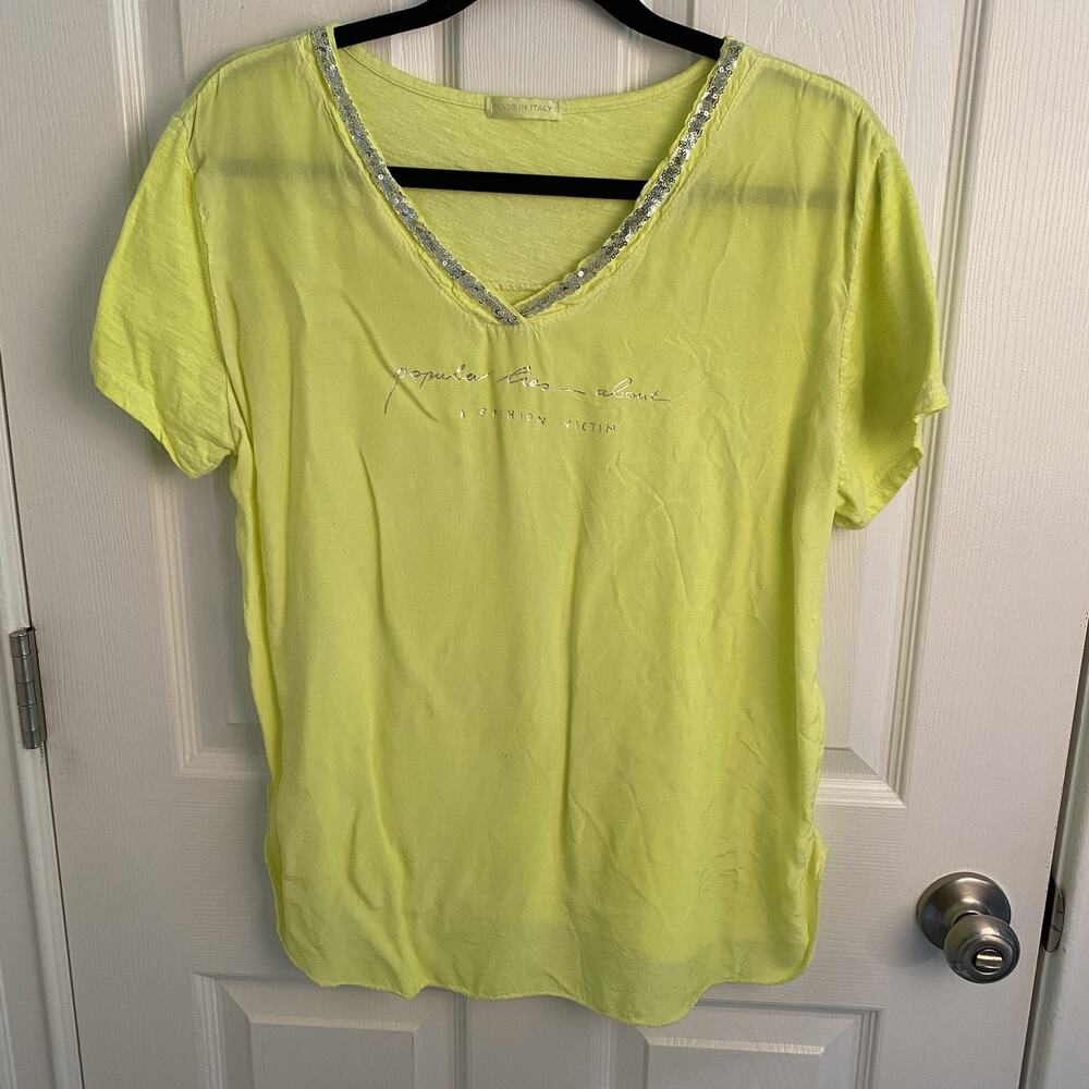 A Fashion Victim Shirt Womens Large Neon Yellow Sequin Made In Italy Graphic Tee